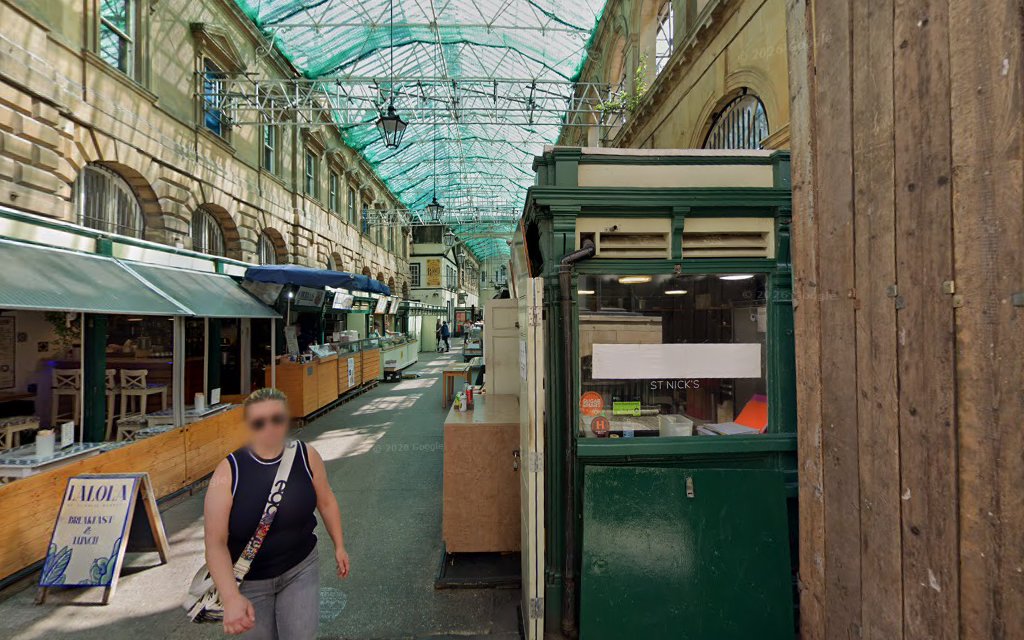 La Lola st. Nicholas Market